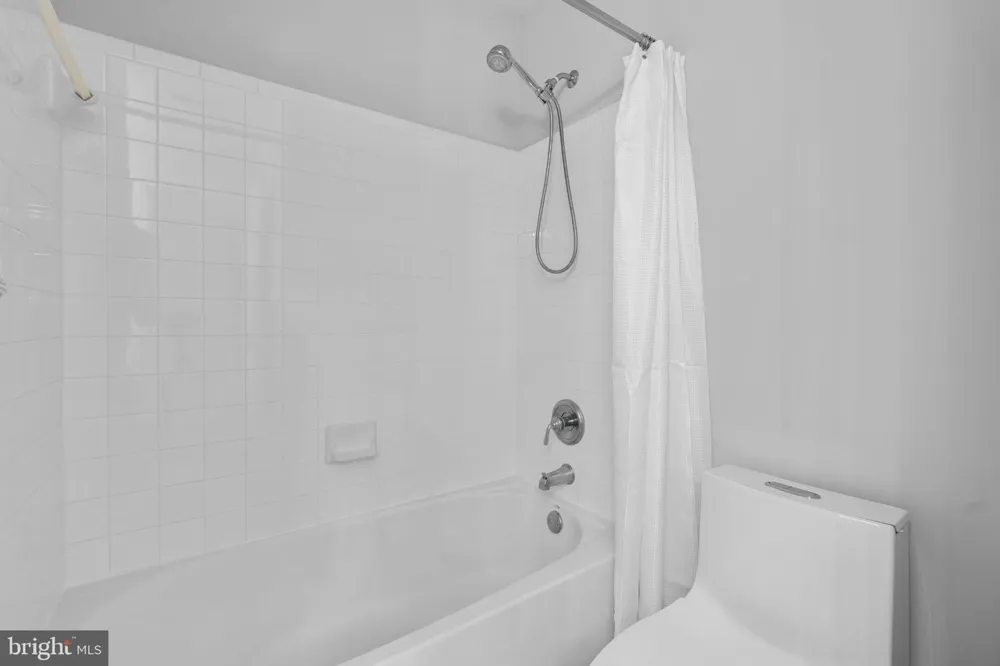 13900 FALCONCREST ROAD Germantown, MD 20874