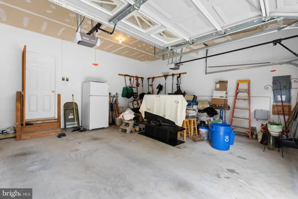13900 FALCONCREST ROAD Germantown, MD 20874