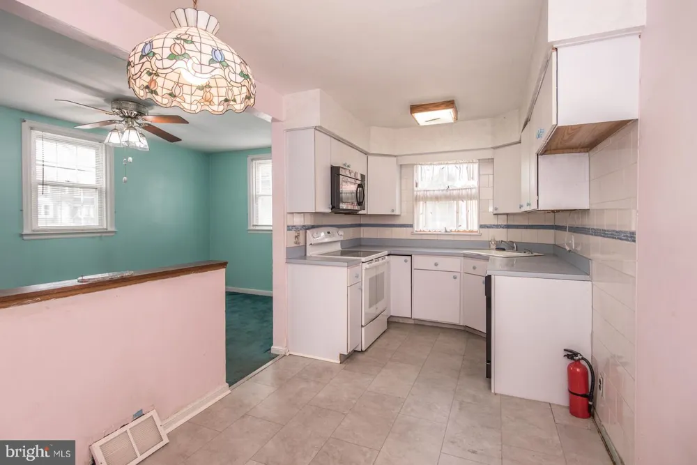6900 E ROOSEVELT BOULEVARD Philadelphia, PA 19149