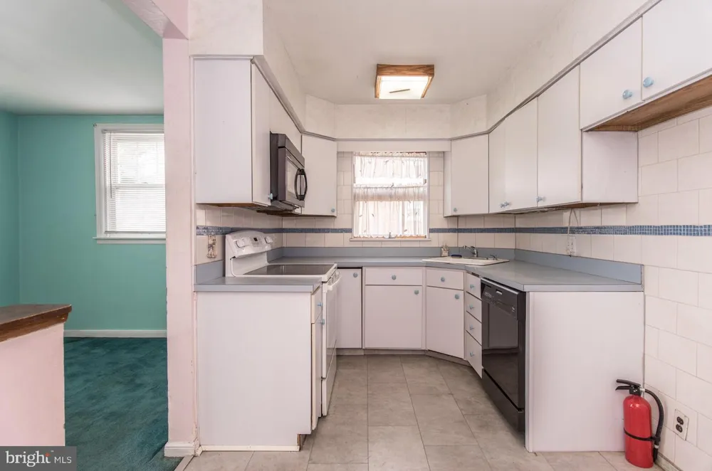6900 E ROOSEVELT BOULEVARD Philadelphia, PA 19149