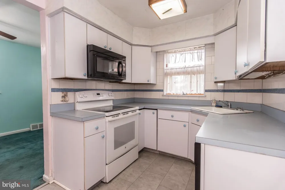 6900 E ROOSEVELT BOULEVARD Philadelphia, PA 19149