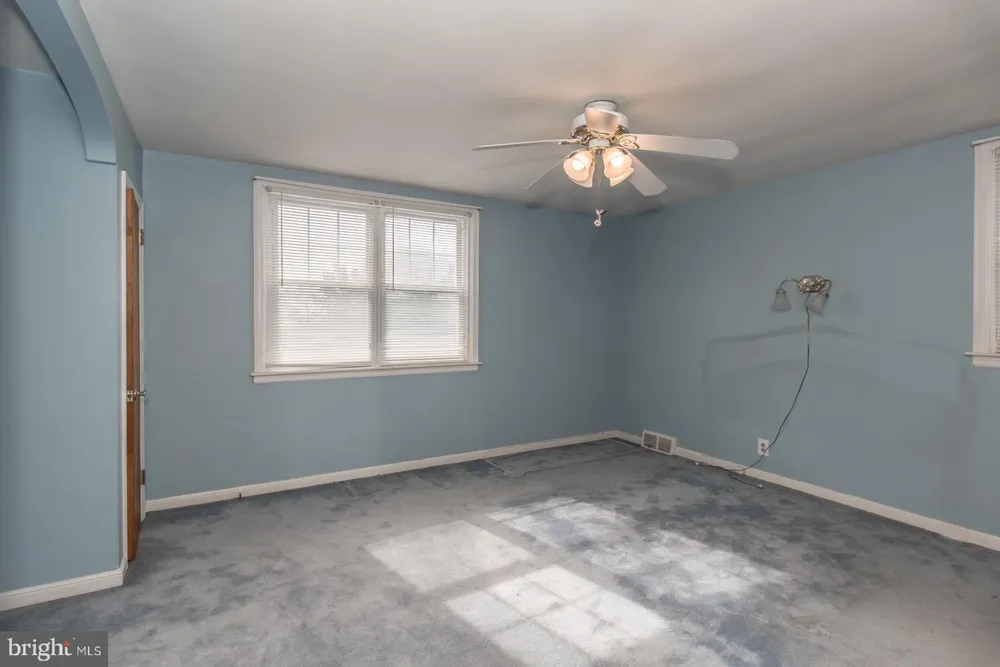 6900 E ROOSEVELT BOULEVARD Philadelphia, PA 19149