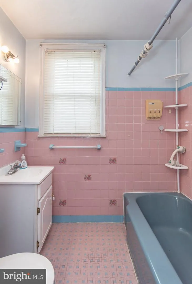 6900 E ROOSEVELT BOULEVARD Philadelphia, PA 19149