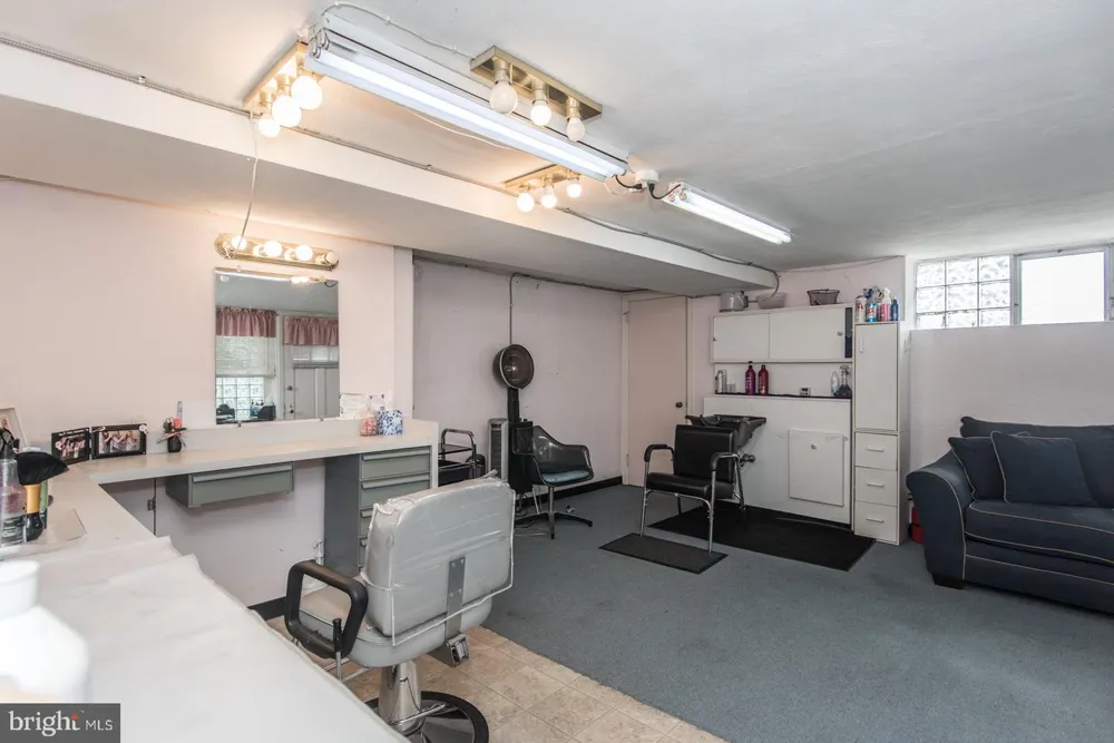 6900 E ROOSEVELT BOULEVARD Philadelphia, PA 19149