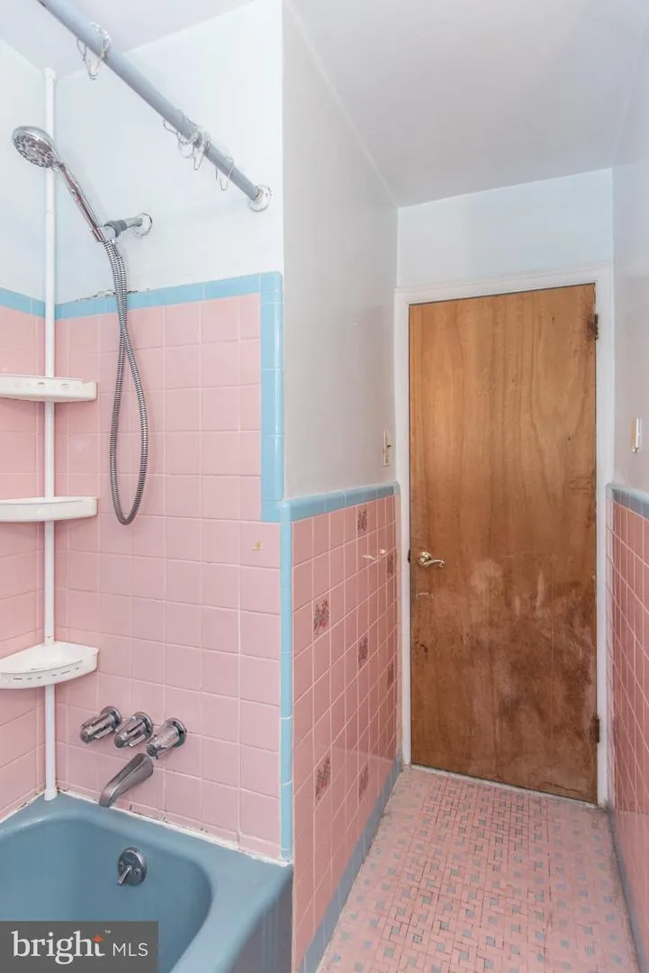 6900 E ROOSEVELT BOULEVARD Philadelphia, PA 19149