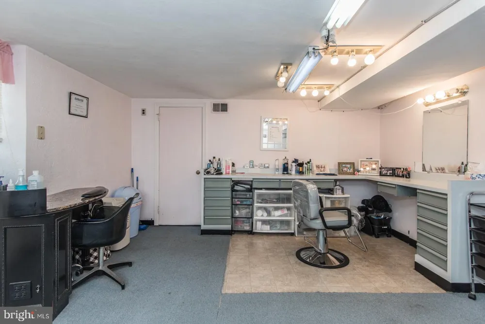 6900 E ROOSEVELT BOULEVARD Philadelphia, PA 19149