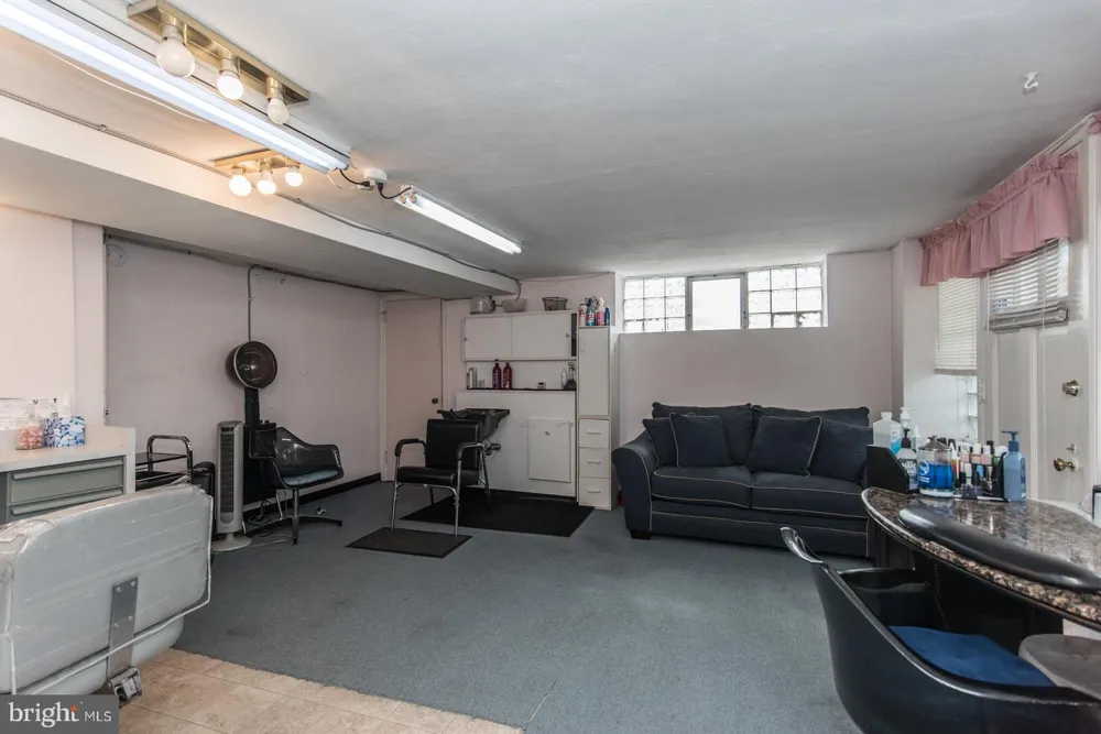 6900 E ROOSEVELT BOULEVARD Philadelphia, PA 19149