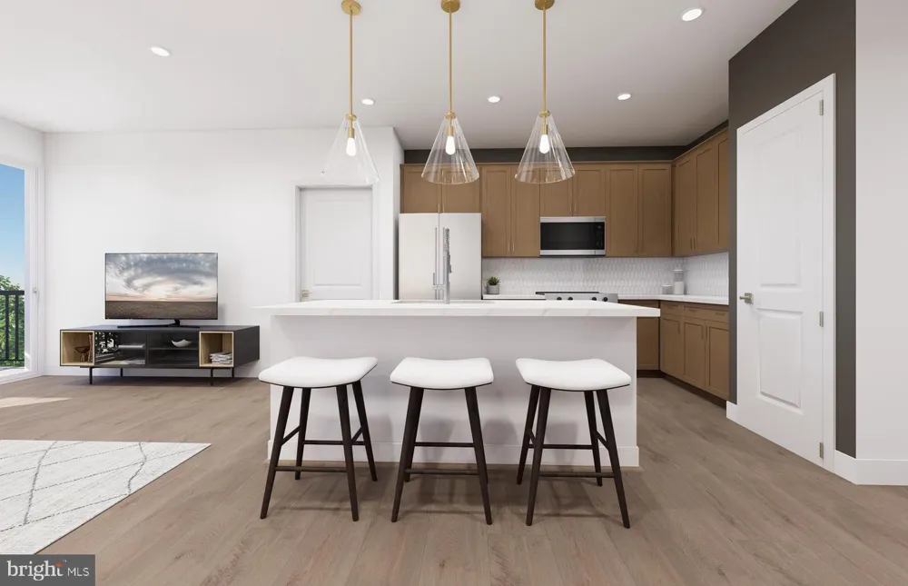 9475 SPRAGUE AVENUE #10 Fairfax, VA 22031