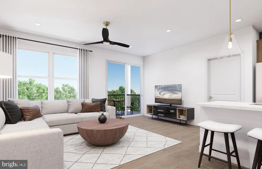 9475 SPRAGUE AVENUE #10 Fairfax, VA 22031