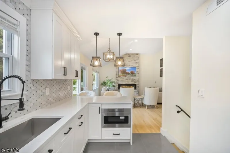 53 Sylvan Ter Wayne, NJ 07470