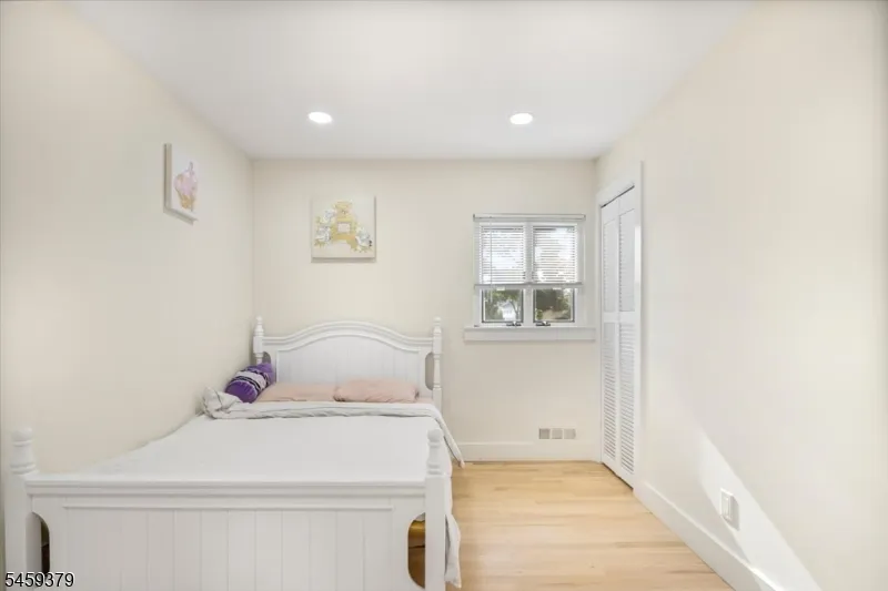 53 Sylvan Ter Wayne, NJ 07470