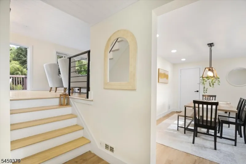 53 Sylvan Ter Wayne, NJ 07470