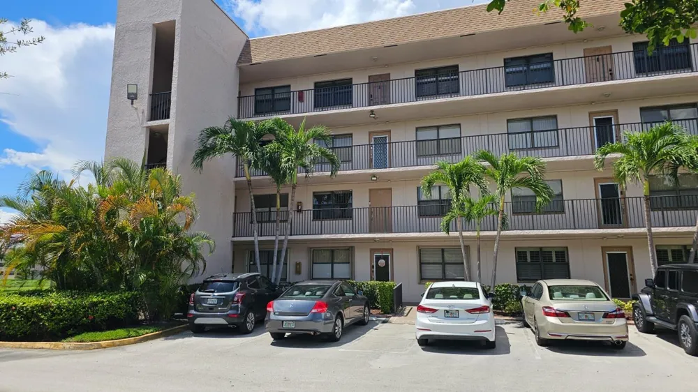 2981 Nob Hill Road #201 Sunrise, FL 33322