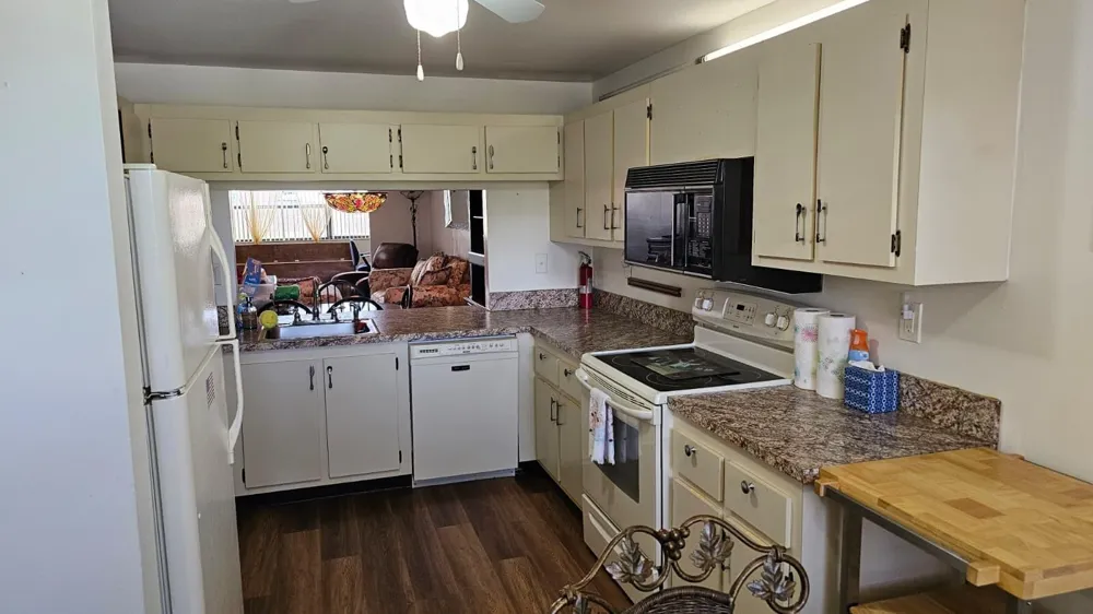 2981 Nob Hill Road #201 Sunrise, FL 33322