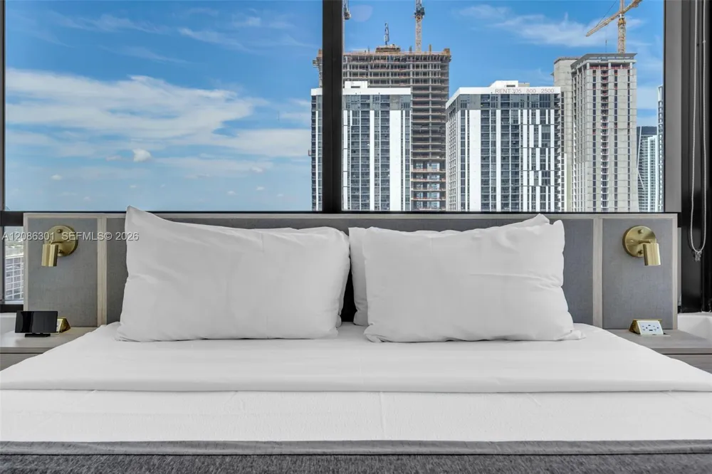 225 Miami Ave #3501 Miami, FL 33128
