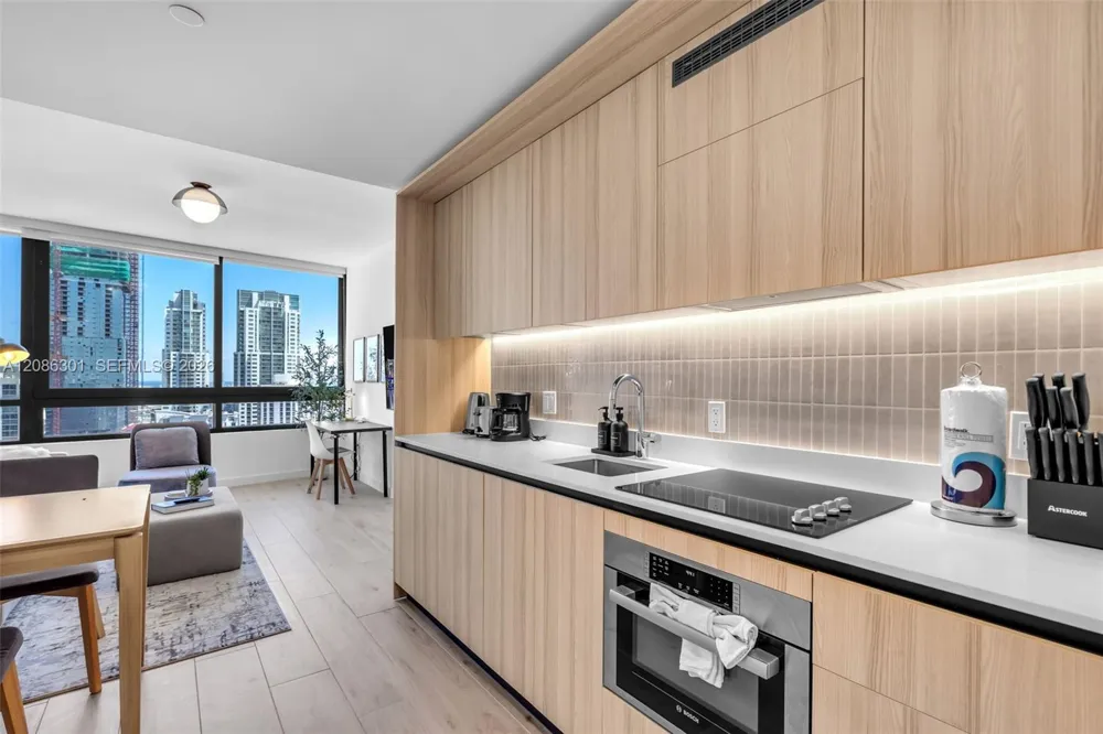 225 Miami Ave #3501 Miami, FL 33128