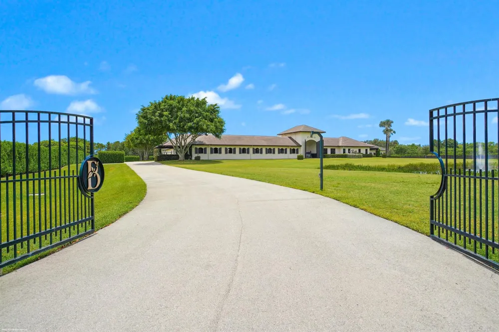 13900 53rd Road S Wellington, FL 33449