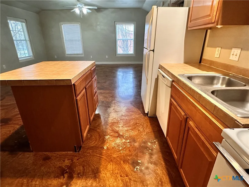 3340 Dacy Lane #3 Kyle, TX 78640