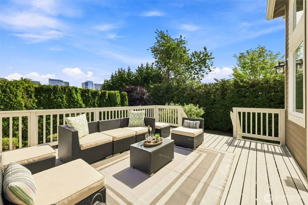 9671 Evergreen Drive Bellevue, WA 98004