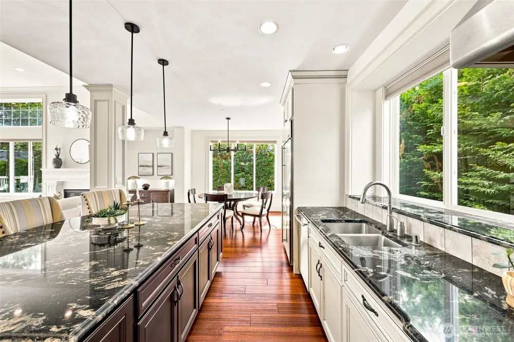 9671 Evergreen Drive Bellevue, WA 98004