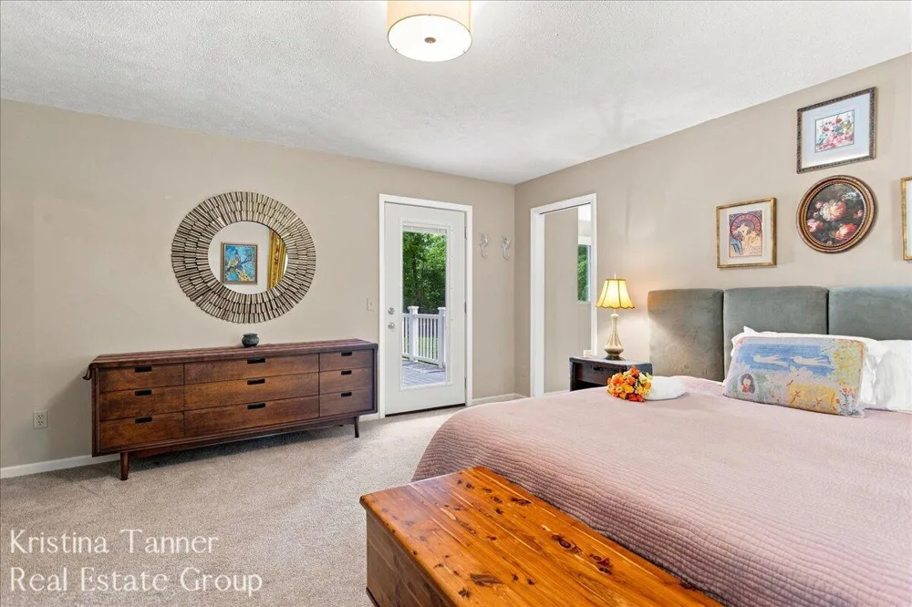 6930 Knapp Street NE Ada Township, MI 49301