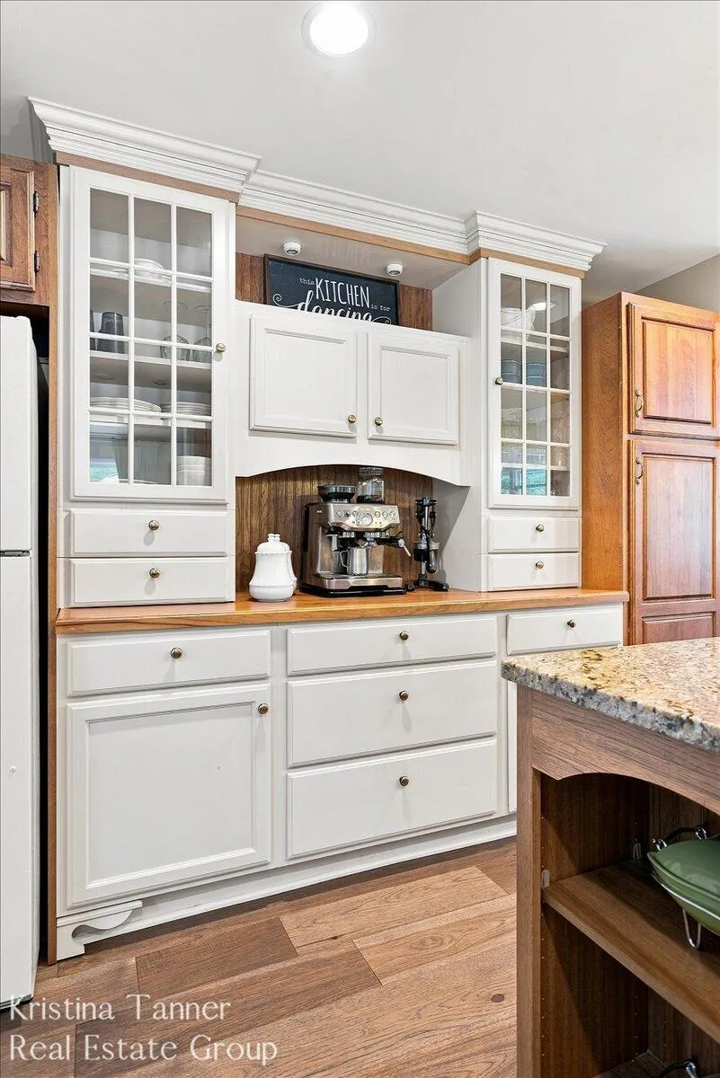6930 Knapp Street NE Ada Township, MI 49301
