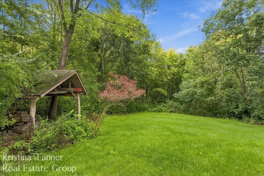 6930 Knapp Street NE Ada Township, MI 49301