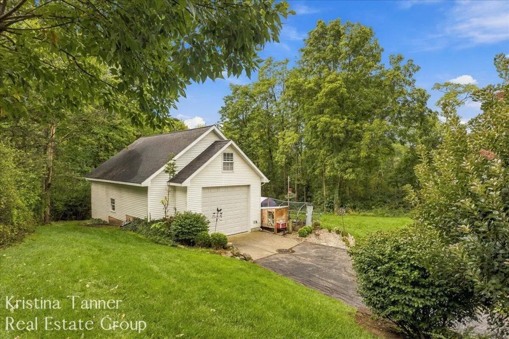 6930 Knapp Street NE Ada Township, MI 49301