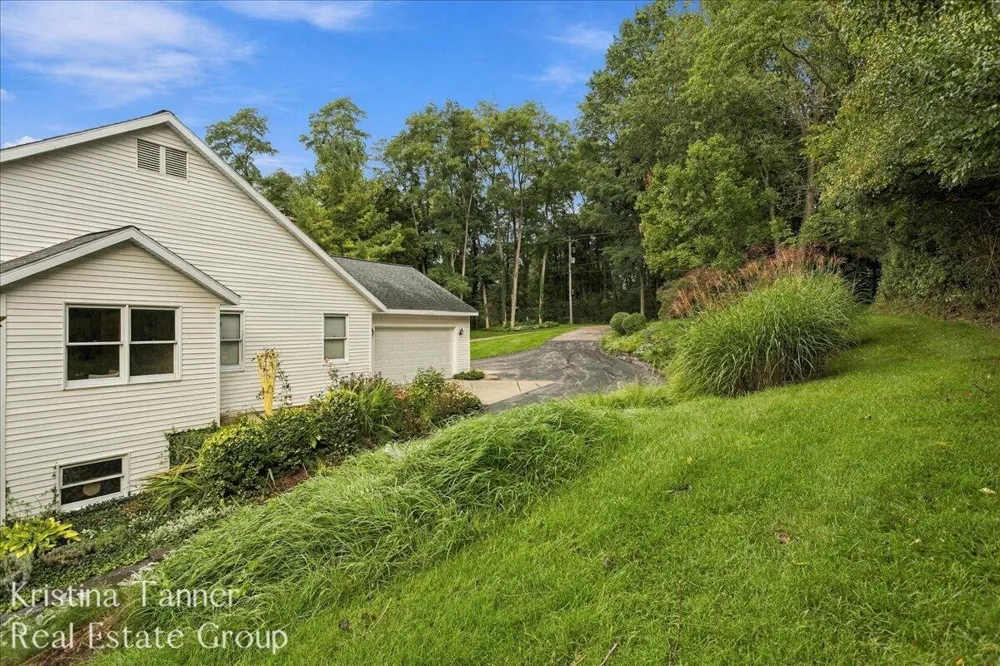 6930 Knapp Street NE Ada Township, MI 49301