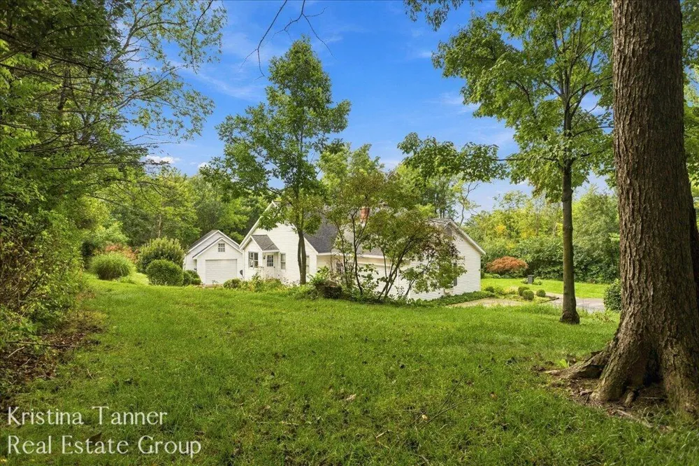 6930 Knapp Street NE Ada Township, MI 49301