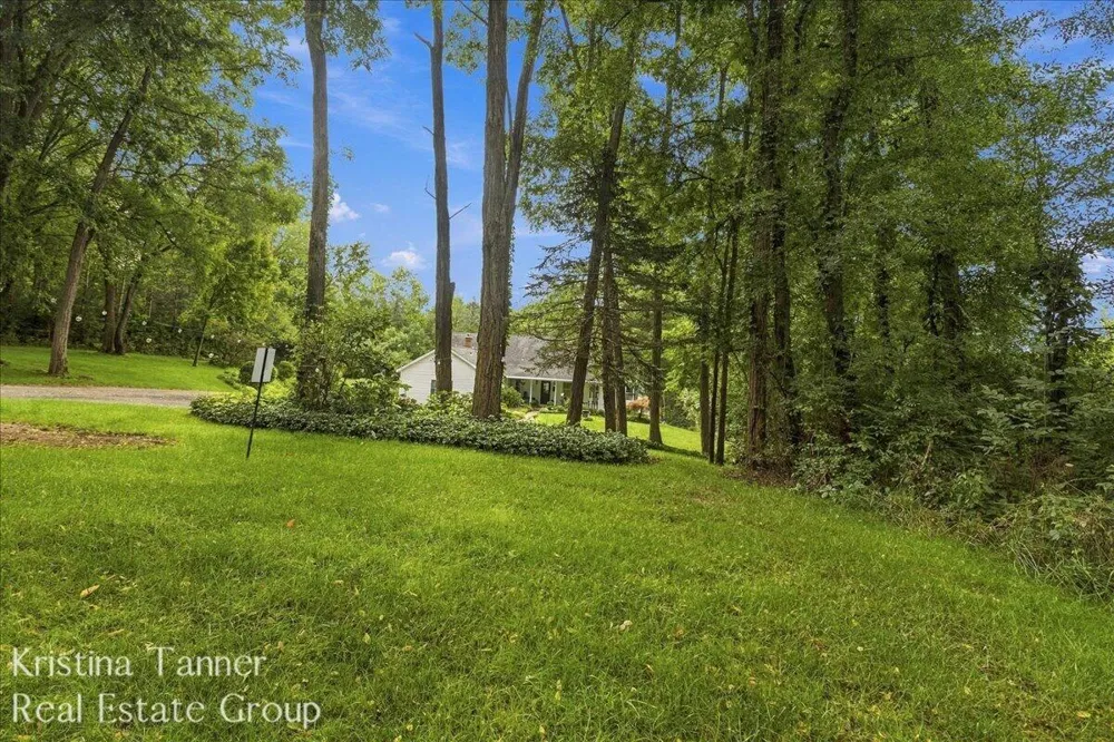 6930 Knapp Street NE Ada Township, MI 49301
