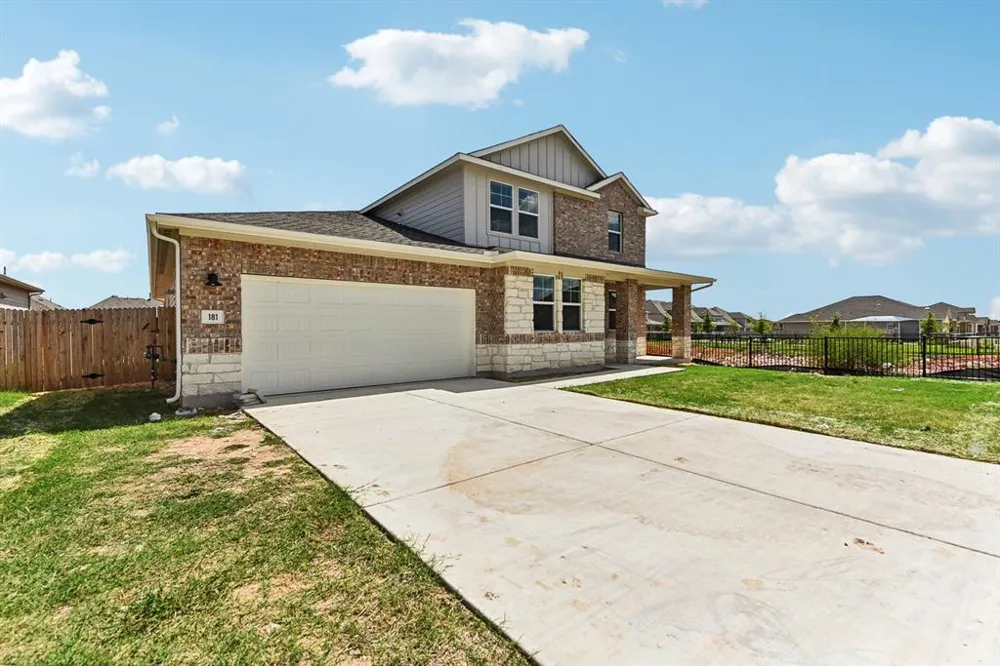 181 Old Town Road Kyle, TX 78640