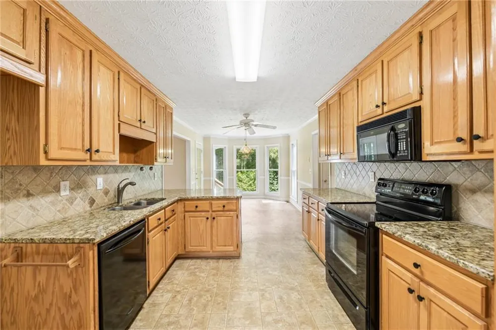 2773 Ashton Hill Drive Dacula, GA 30019