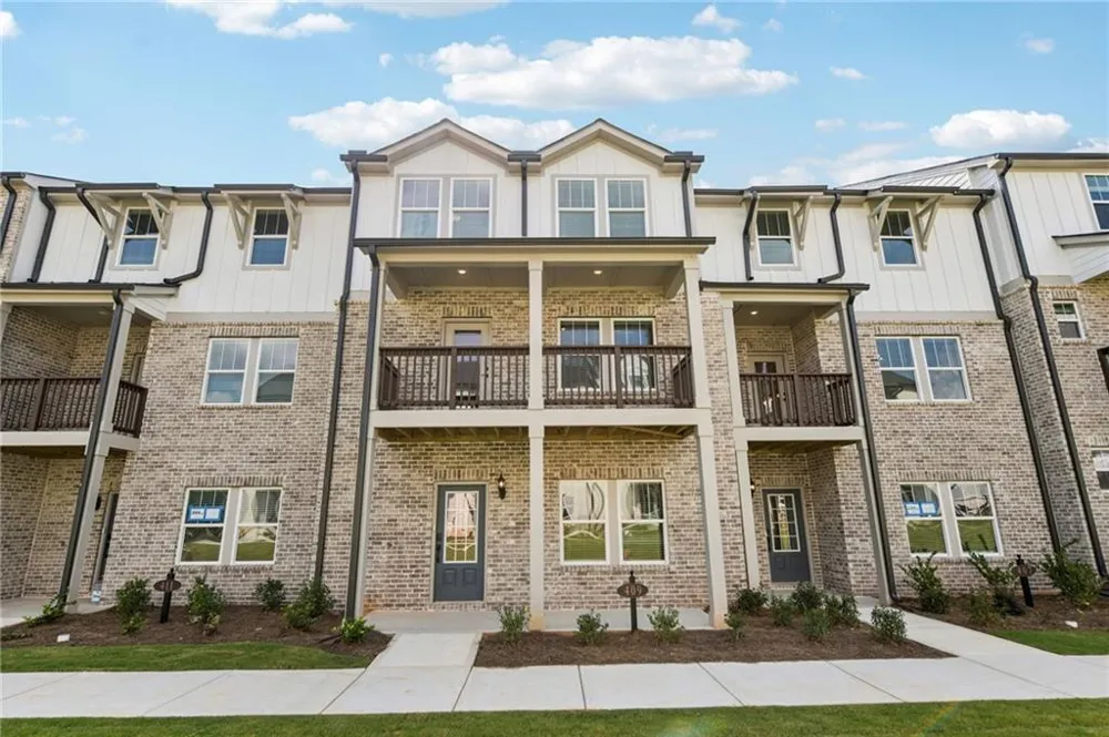 431 Elise Way Lawrenceville, GA 30045