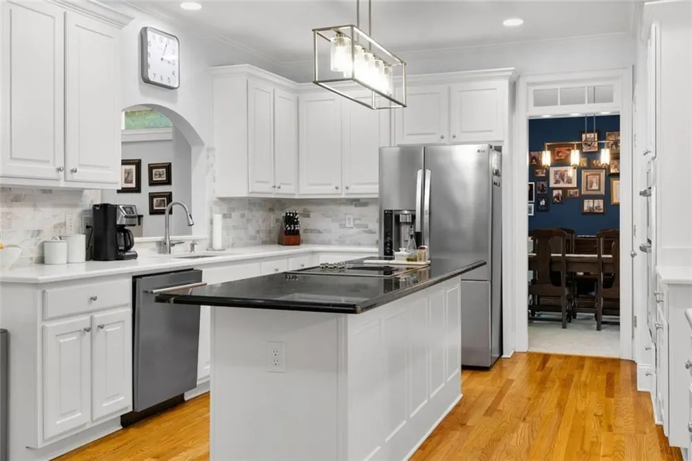 5021 Towne Lake Hills Woodstock, GA 30189