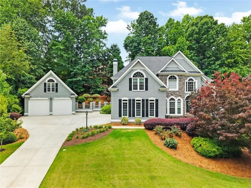 5021 Towne Lake Hills Woodstock, GA 30189