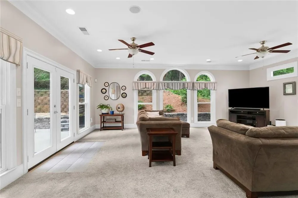 5021 Towne Lake Hills Woodstock, GA 30189