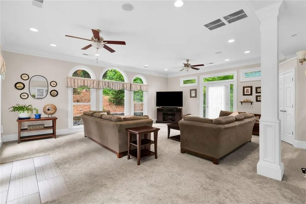 5021 Towne Lake Hills Woodstock, GA 30189