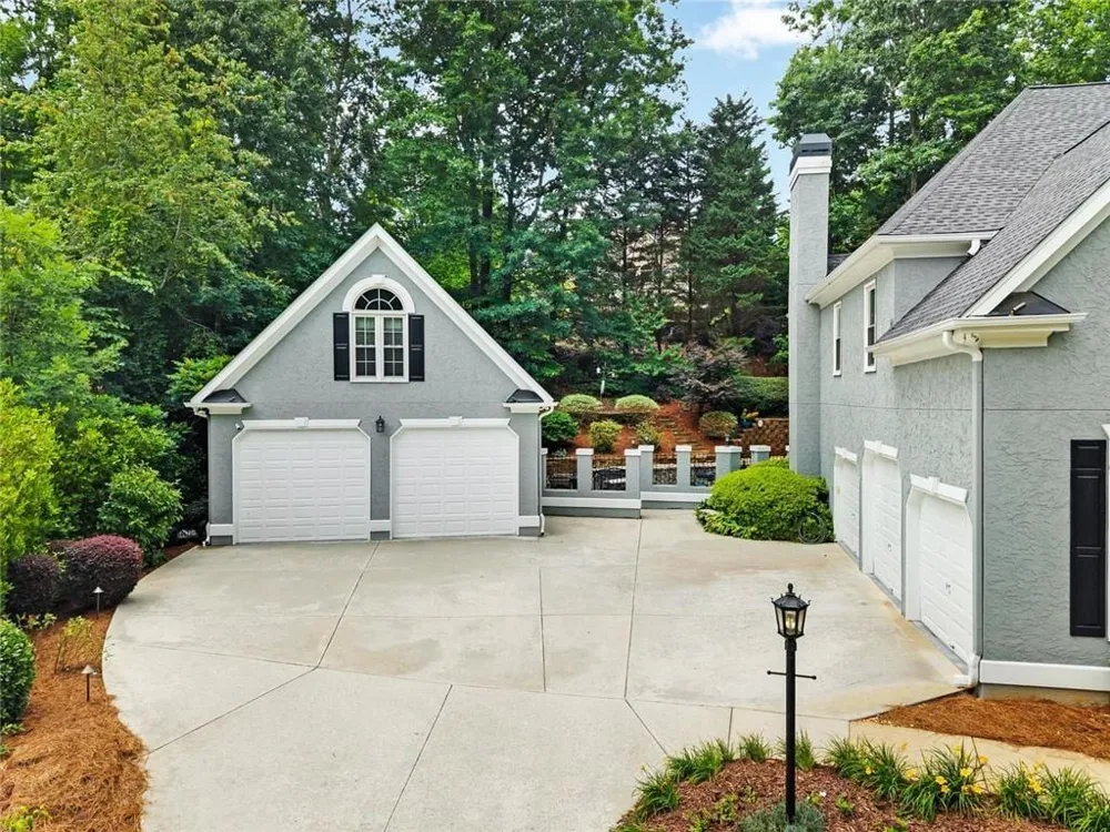 5021 Towne Lake Hills Woodstock, GA 30189