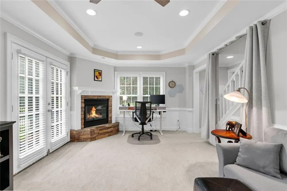 5021 Towne Lake Hills Woodstock, GA 30189