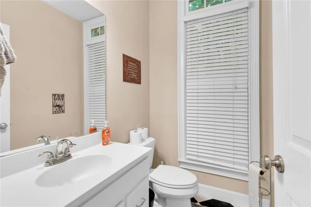 5021 Towne Lake Hills Woodstock, GA 30189