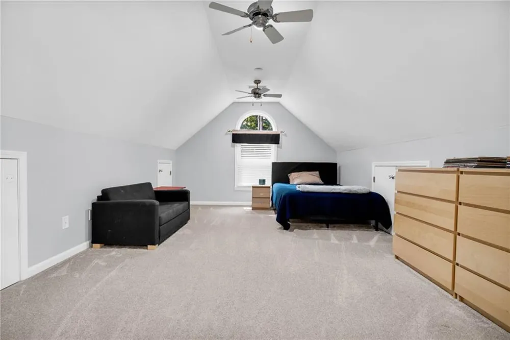 5021 Towne Lake Hills Woodstock, GA 30189
