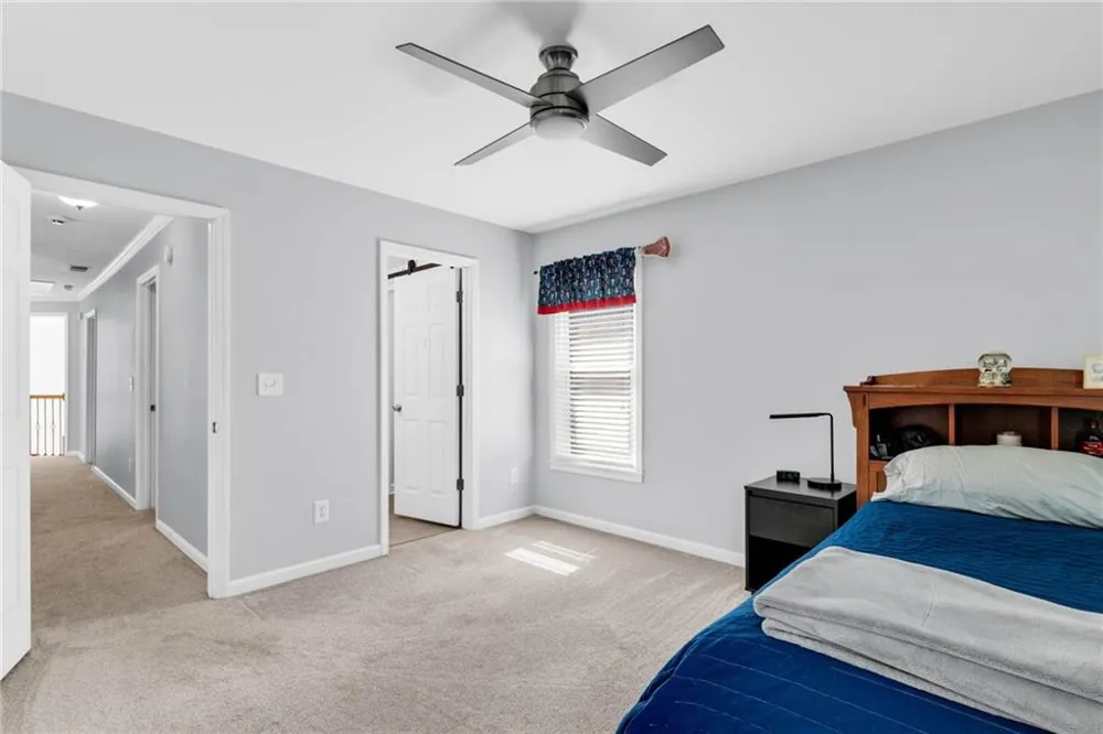 5021 Towne Lake Hills Woodstock, GA 30189