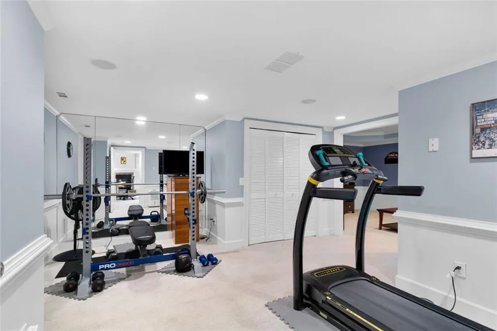 5021 Towne Lake Hills Woodstock, GA 30189