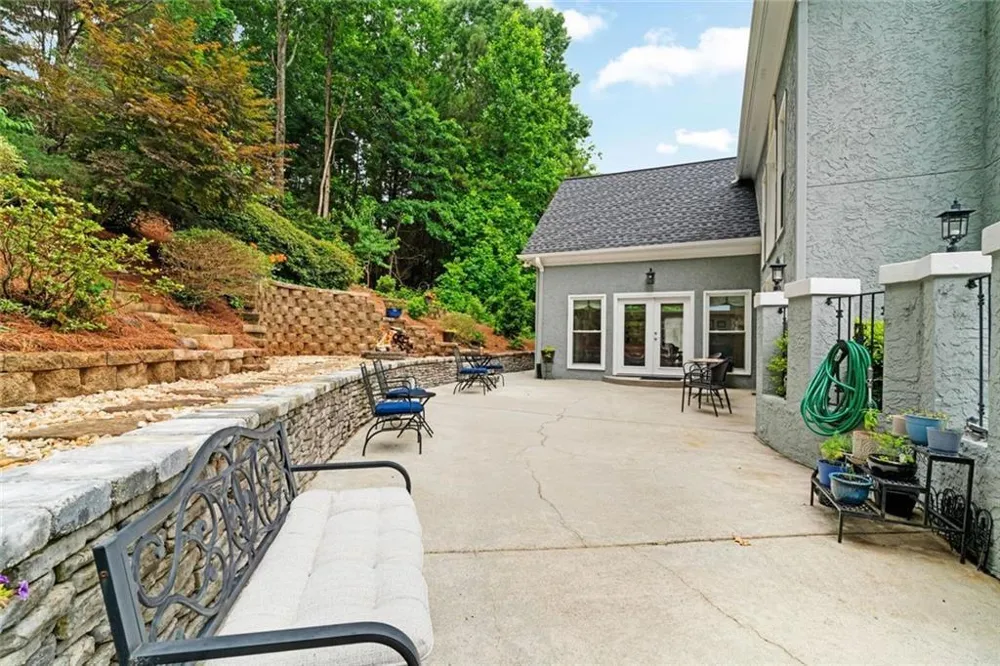 5021 Towne Lake Hills Woodstock, GA 30189