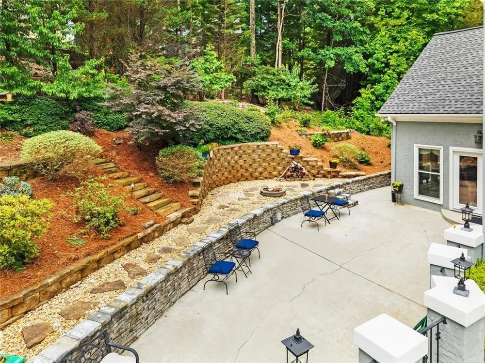 5021 Towne Lake Hills Woodstock, GA 30189