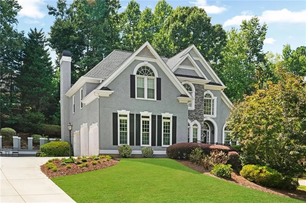 5021 Towne Lake Hills Woodstock, GA 30189