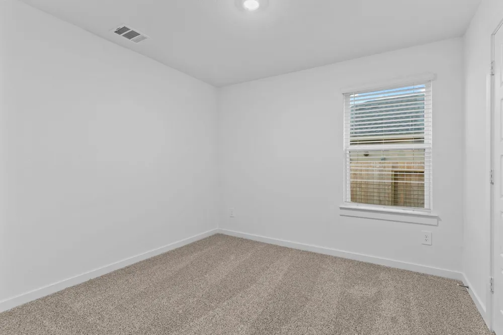 1745 Stargrass Lane Alvin, TX 77511
