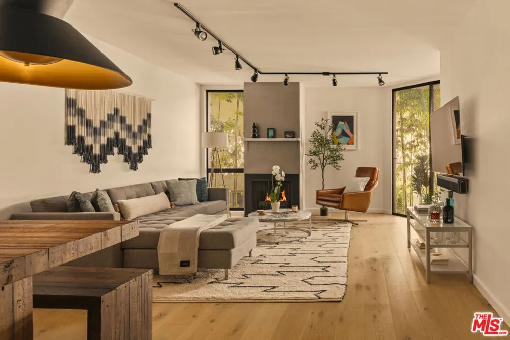 1230 Sweetzer Avenue West Hollywood, CA 90069