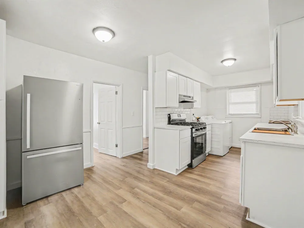 1876 Leahy Street Muskegon, MI 49442